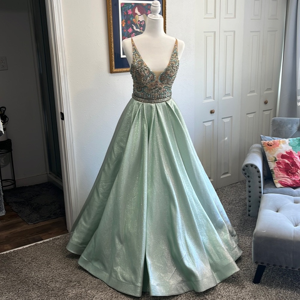 Womens Prom dress Rachel Allen mint sparkle size 4